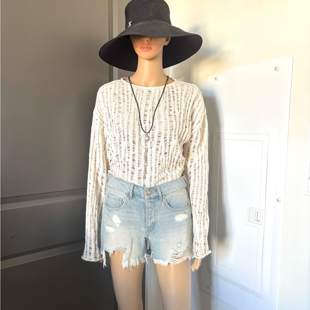 Forever 21 blue Jeans shorts 100% Cotton size 25 used gently